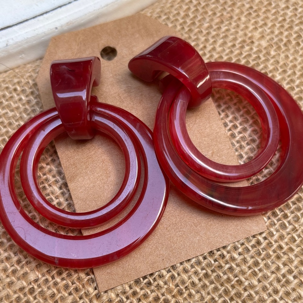 Elegant Redish circle Earrings